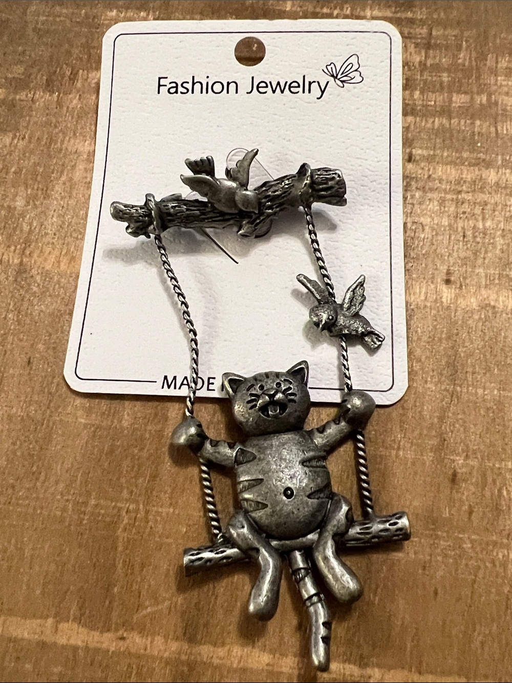 3/$18 Fashion Jewelry Antique Silver Cat on Swing Brooch with Bird Details 6058